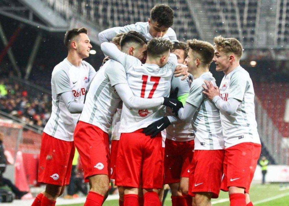  门兴格拉德巴赫主场发威，德甲中上游球队集体发力